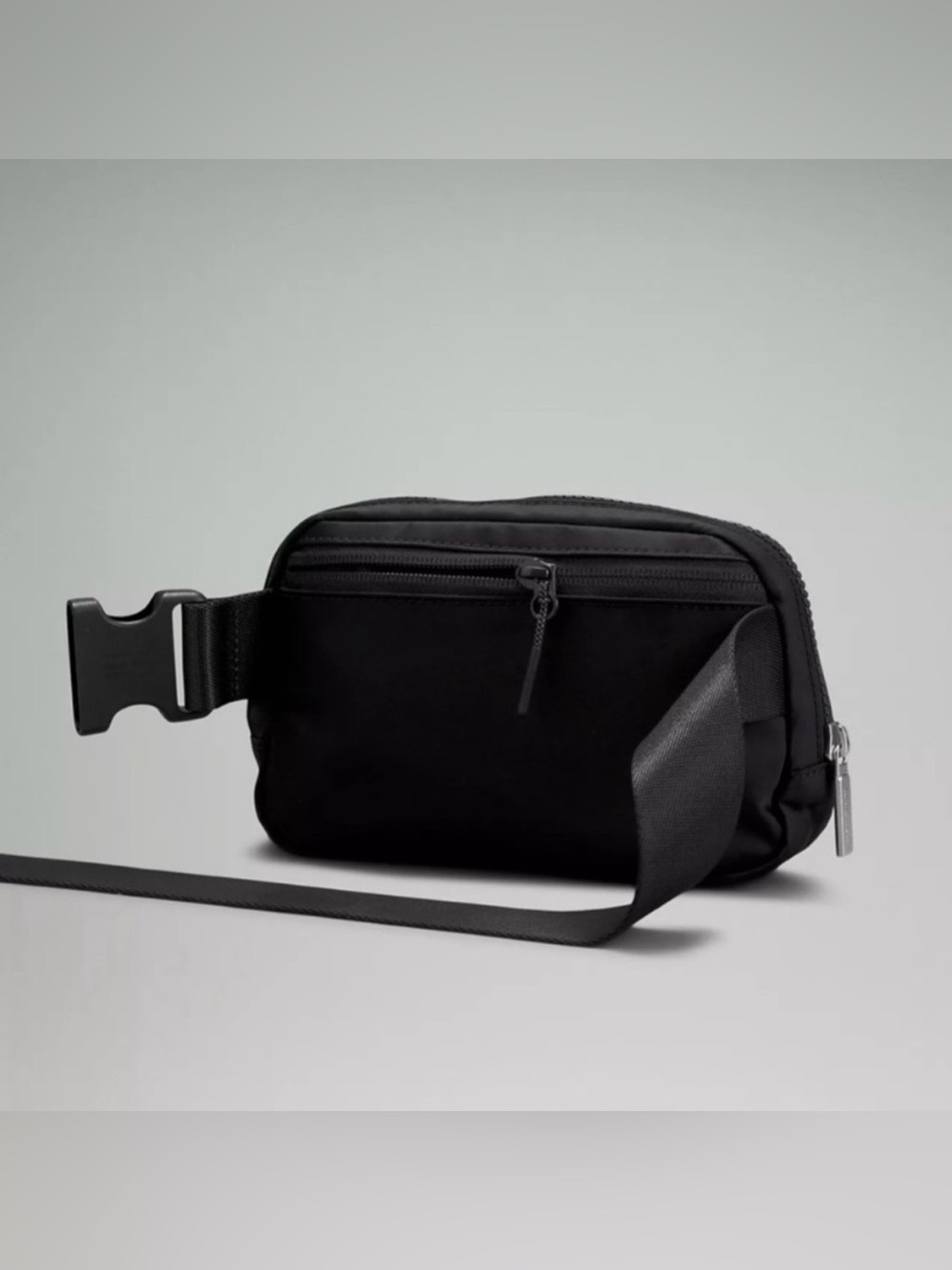 Lululemon Black Everywhere Belt Bag - Picture 5 of 13